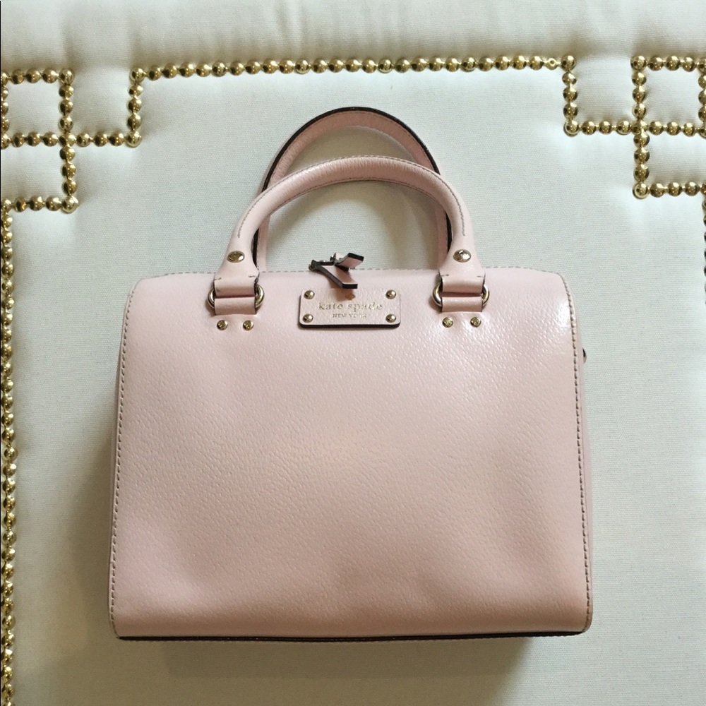 ⭐️HOST PICK⭐️🎀 Kate Spade Pastel Leather Purse🎀 - Picture 2 of 8